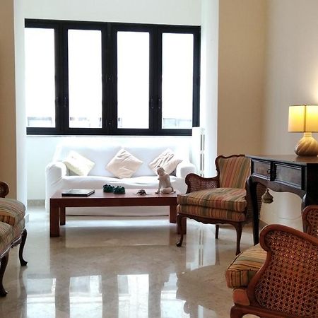 Piccinni House Bari Bagian luar foto