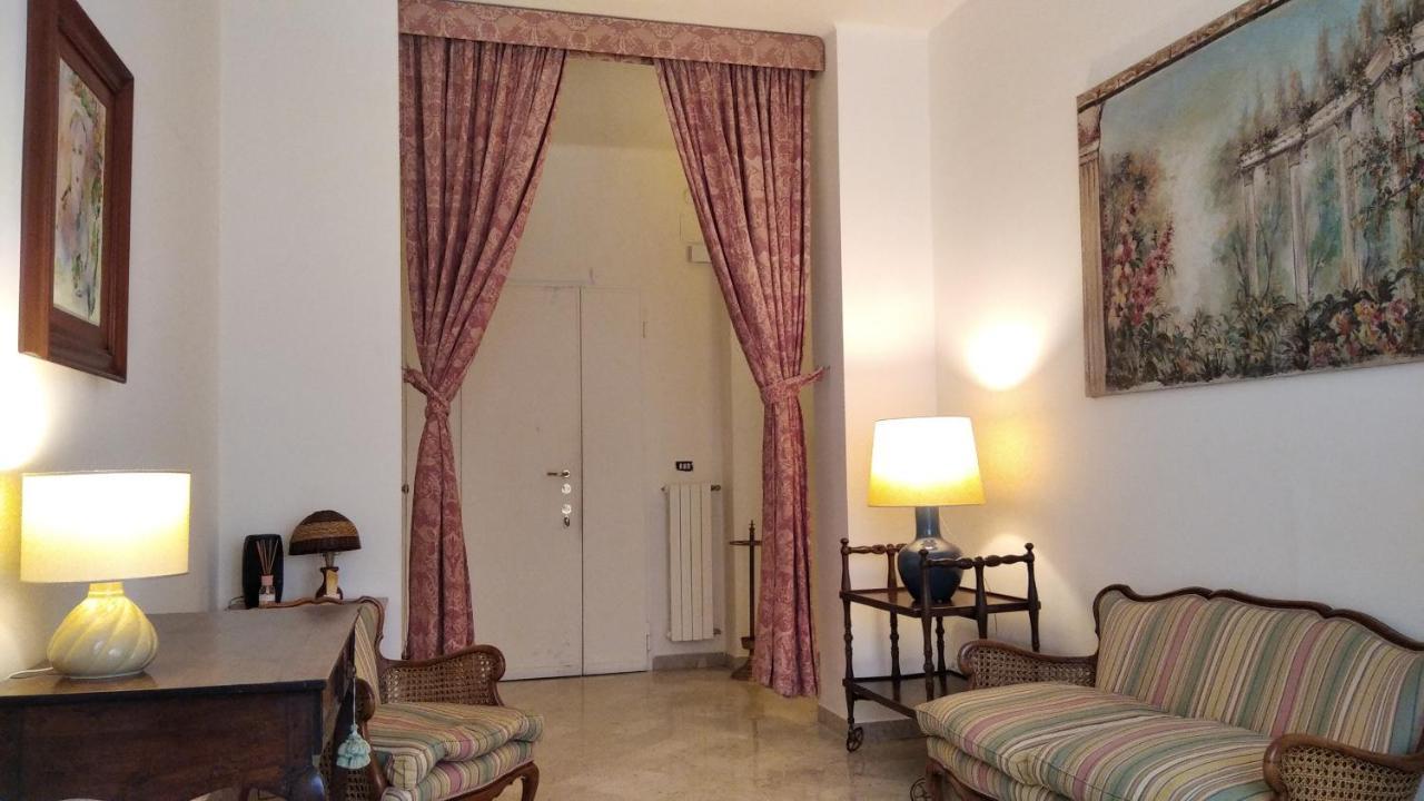 Piccinni House Bari Bagian luar foto