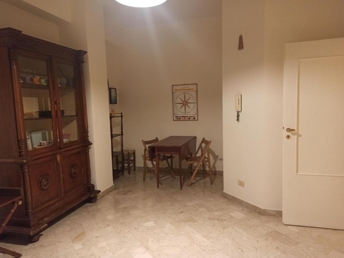 Piccinni House Bari Bagian luar foto