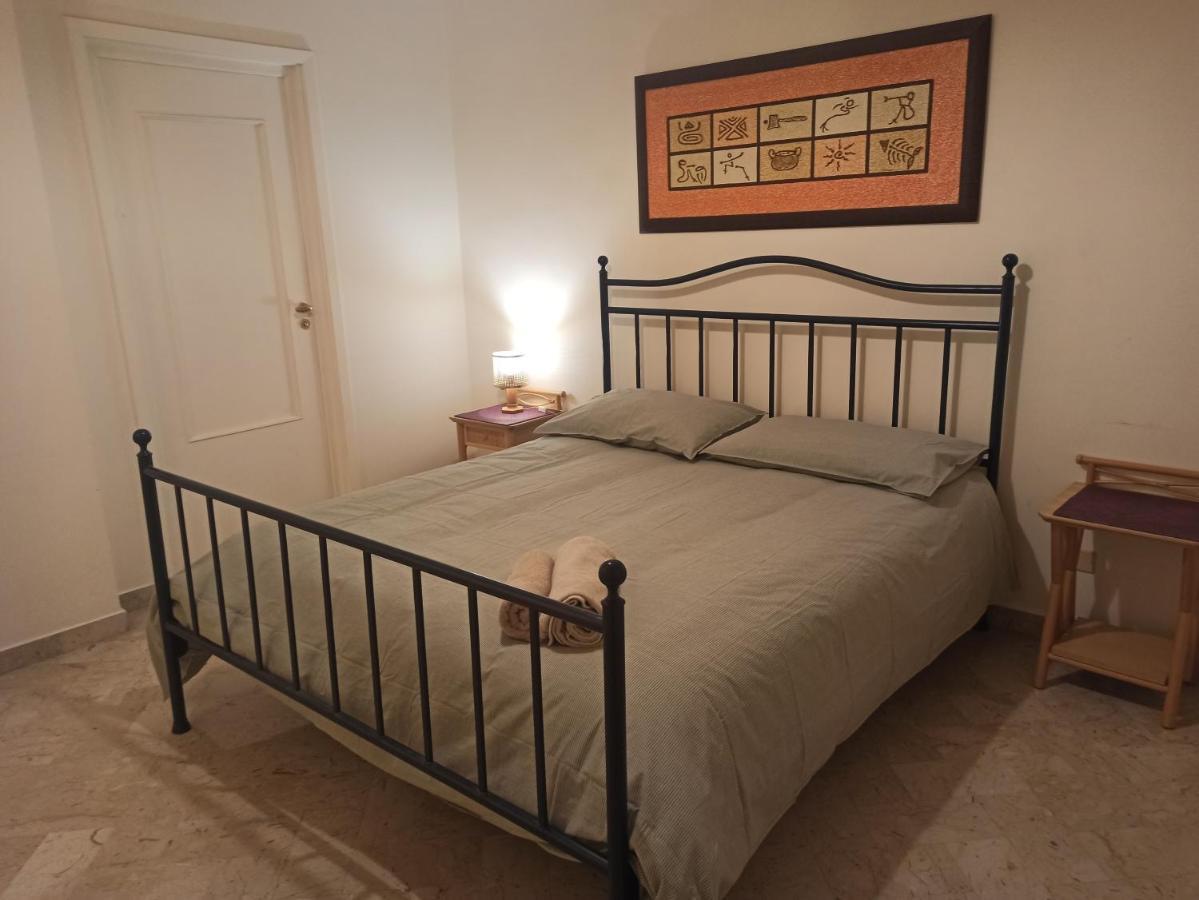 Piccinni House Bari Bagian luar foto