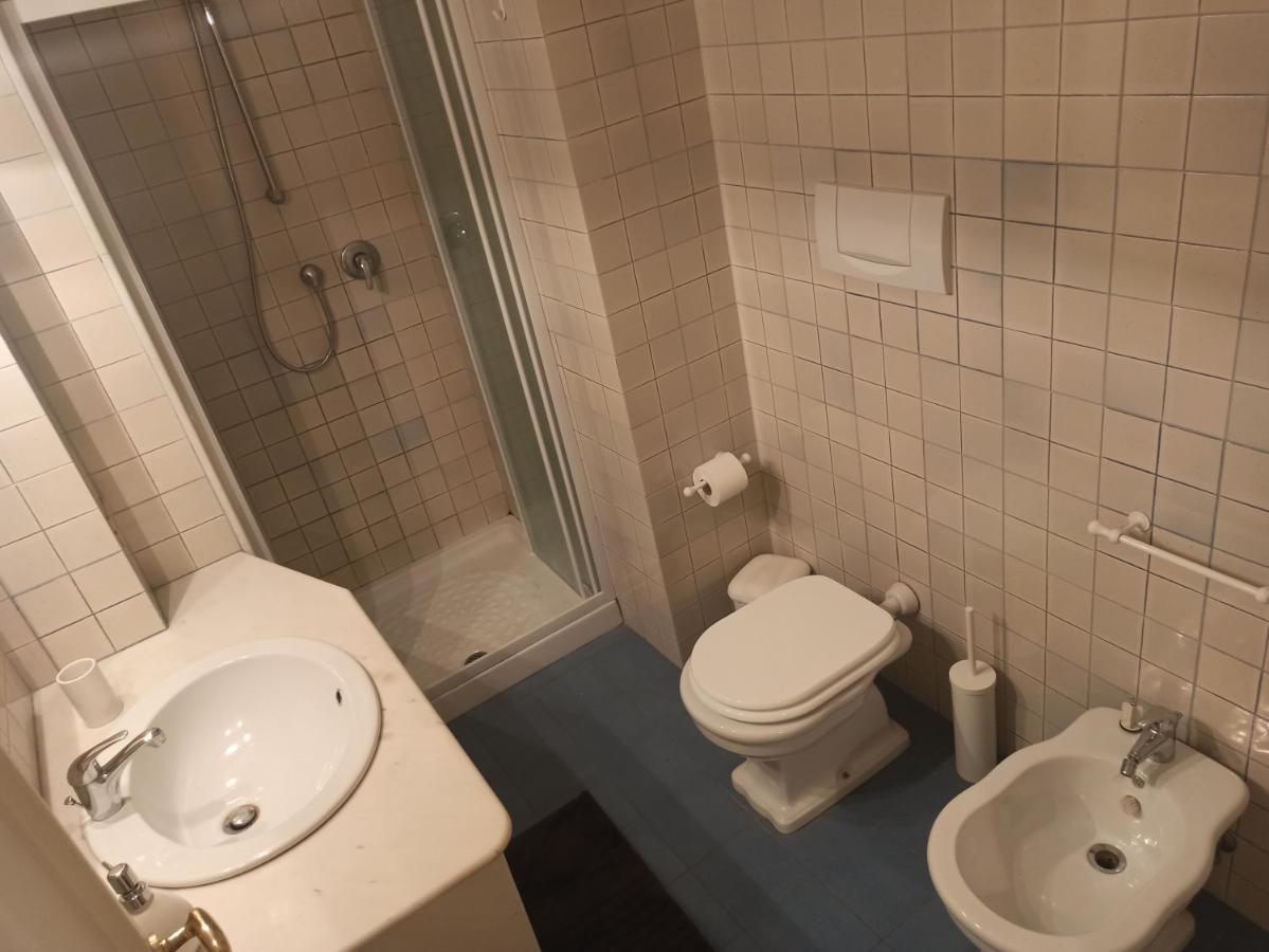 Piccinni House Bari Bagian luar foto